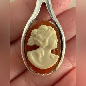 Elegant Silver and Cream Cameo Necklace